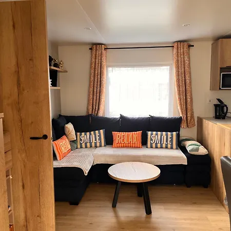 Magnifique Mobil-home キャンプ場